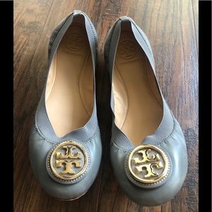 Tory Burch Caroline Flats- Grey & Gold 8.5